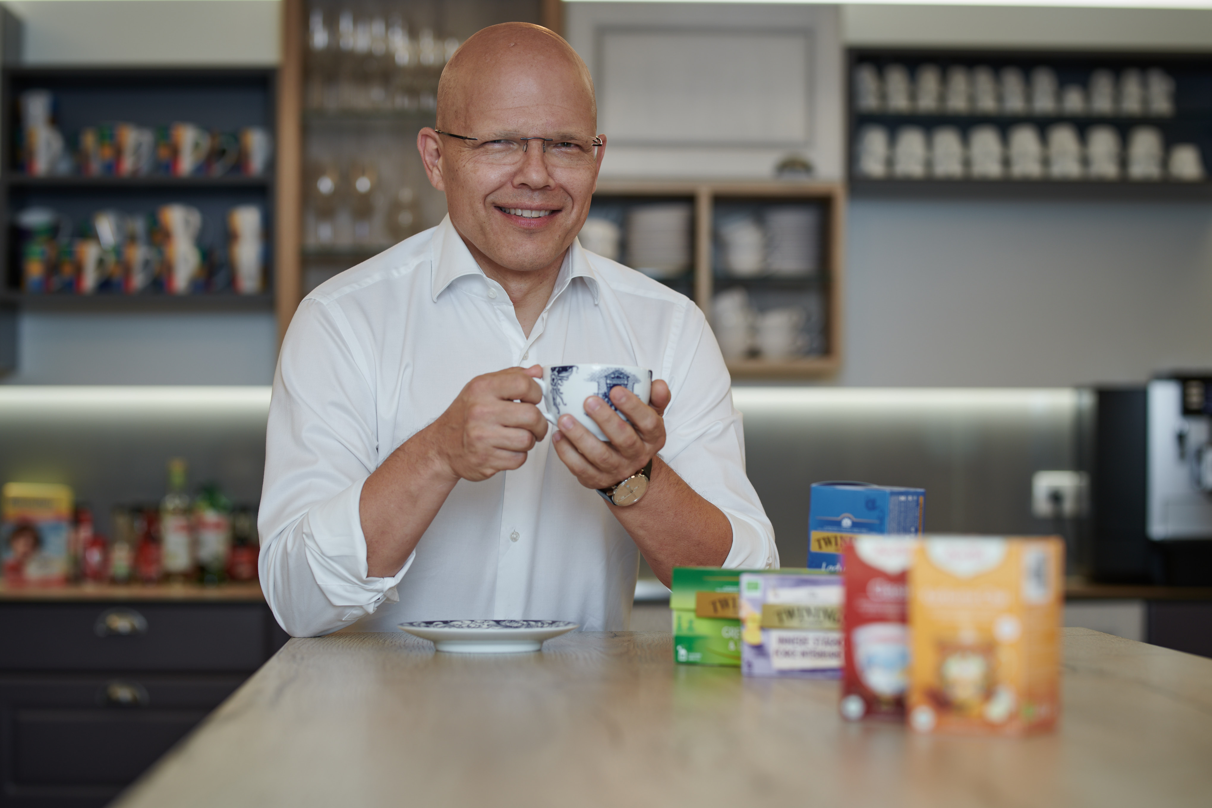 SE FACE CALD LA MARESI CU TWININGS SI YOGI TEA!